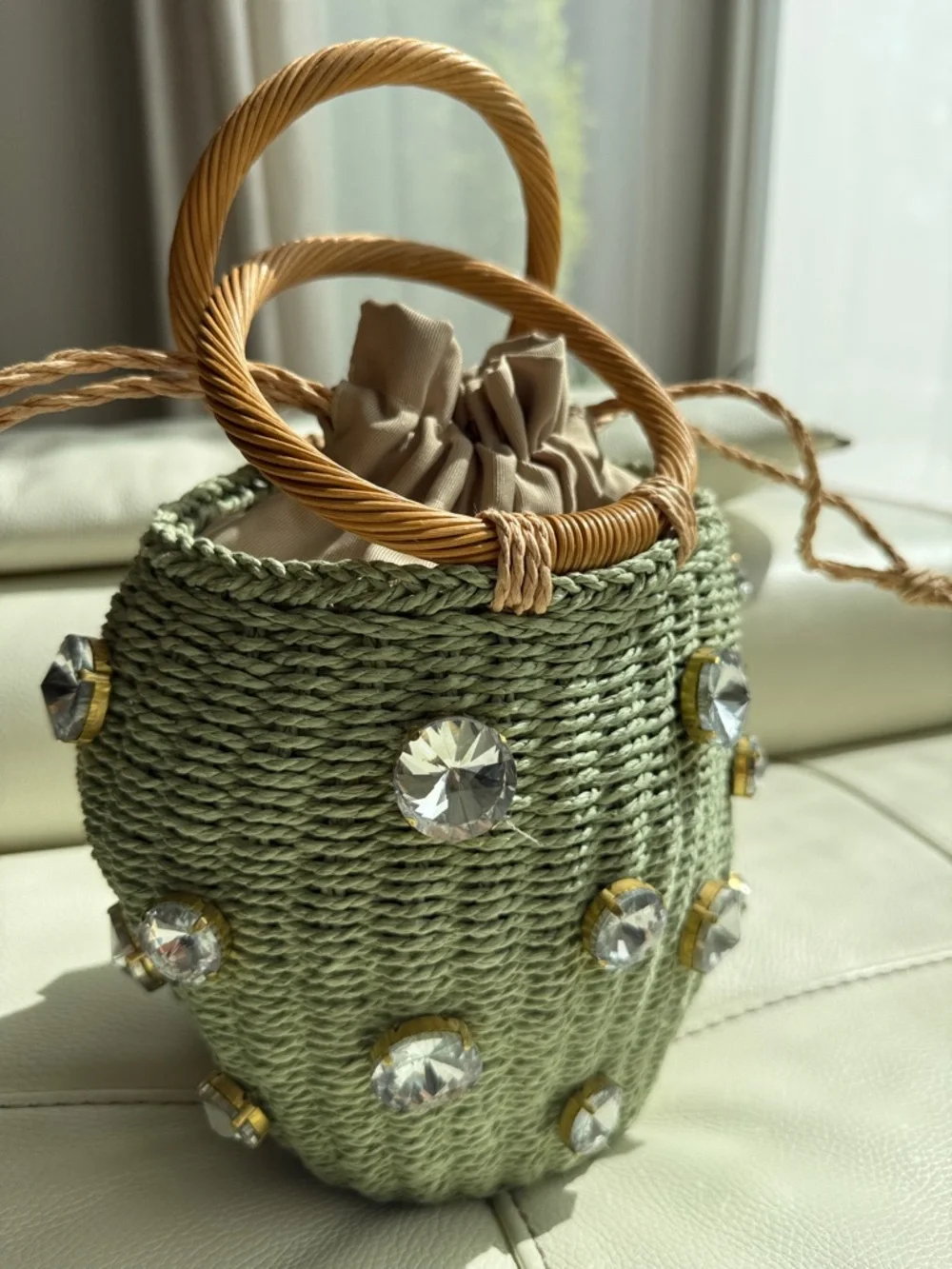 Zara Rhinestone Crystal Embellished Mini Straw Bucket Bag-‎ - Picture 4 of 17